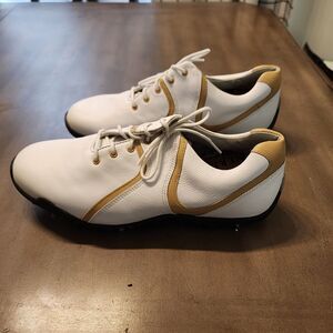 Footjoy Lo Pro Women’s 8W Golf Shoes White & Gold Soft Spikes
